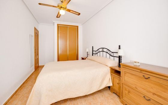 2 bedroom Apartment in Torrevieja - CYM146973 - Photo - Small - 13