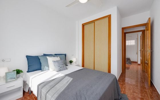2 bedroom Apartment in Torrevieja - CYM146977 - Photo - Small - 12