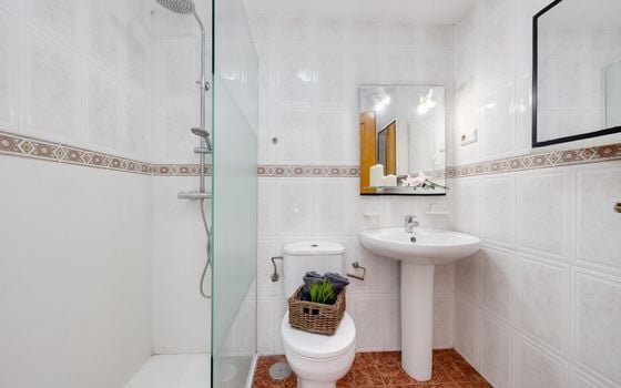2 bedroom Apartment in Torrevieja - CYM146977 - Photo - Small - 17