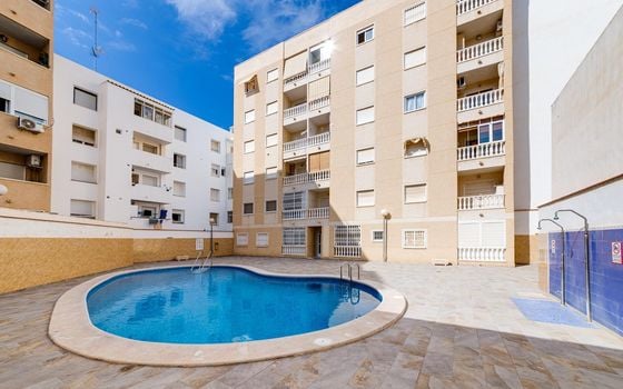 Apartament w Torrevieja, 3 sypialnie - CYM146981 - Zdjęcie - 1