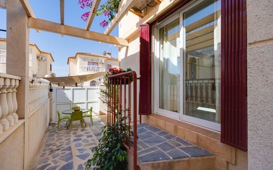 Villa de 2 chambres à Torrevieja - CYM146982 - Photo - 5