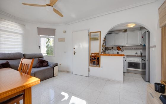 Villa de 2 chambres à Torrevieja - CYM146982 - Photo - Small - 8
