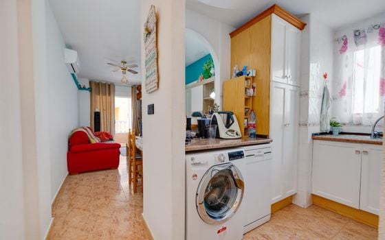 2 bedroom Apartment in Torrevieja - CYM146983 - Photo - Small - 7