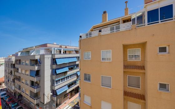 2 bedroom Apartment in Torrevieja - CYM146983 - Photo - Small - 16
