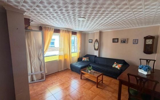 Apartamento de 2 habitaciones en Torrevieja - CT147111 - Foto - 1