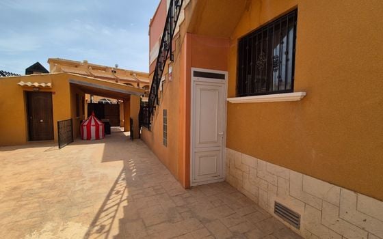 Villa de 2 chambres à Torrevieja - RCJ147358 - Photo - Small - 22