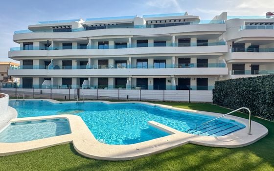 Appartement de 2 chambres à Orihuela Costa - RCJ147376 - Photo - 1