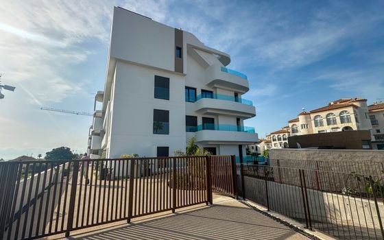 2 bedroom Apartment in Orihuela Costa - RCJ147376 - Photo - Small - 30