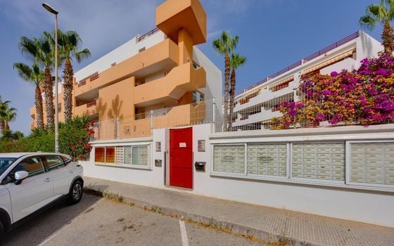 Appartement de 2 chambres à Orihuela Costa - MRS147442 - Photo - Small - 35
