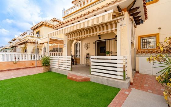 Villa de 3 chambres à Lomas de Cabo Roig - VRC148486 - Photo - Small - 1