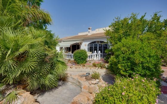Vilă cu 4 dormitoare în Torrevieja - CYM149530 - Imagini - Small - 42