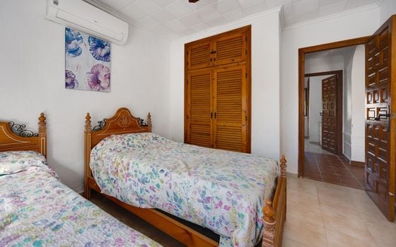 Vilă cu 4 dormitoare în Torrevieja - CYM149530 - Imagini - Small - 23