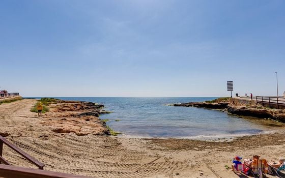 2 bedroom Apartment in Torrevieja - CYM149533 - Photo - Small - 36