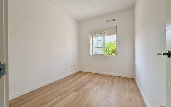 4 bedroom Villa in Los Balcones - UBK149677 - Photo - Small - 9