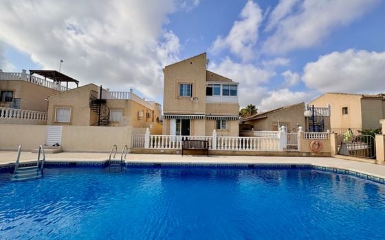 4 bedroom Villa in Los Balcones - UBK149677 - Photo - Small - 25