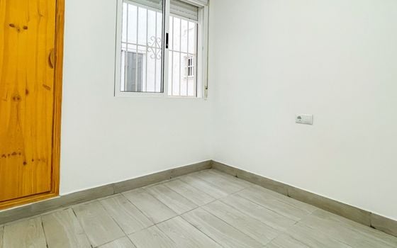 2 bedroom Apartment in Torrevieja - MVR149805 - Photo - Small - 6