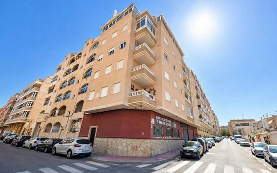 Apartament w Torrevieja, 2 sypialnie - MVR149805 - Zdjęcie - 1