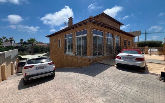 6 bedroom Villa in San Fulgencio - CCT149807 - Photo - Small - 37