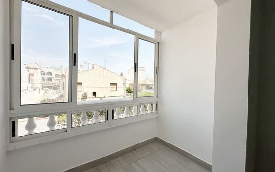 2 bedroom Apartment in Torrevieja - CI150064 - Photo - Small - 14