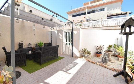 4 bedroom Townhouse in Playa Flamenca - VRE150148 - Photo - Small - 20