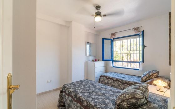 2 bedroom Apartment in Orihuela Costa - RPF150152 - Photo - Small - 11