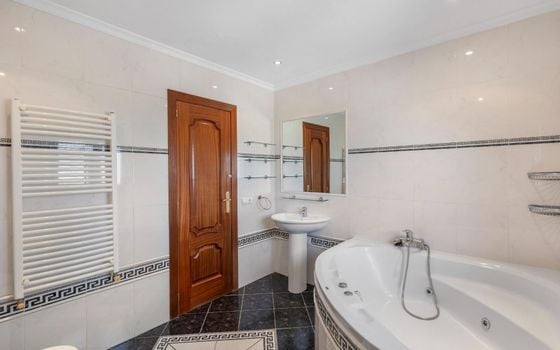 5 Schlafzimmer Villa in Rojales - SV150206 - Foto - Small - 30