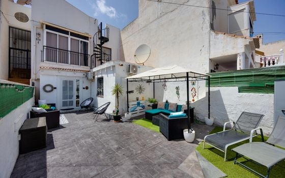 Bungalow de 2 chambres à Torrevieja - HRE150547 - Photo - 2