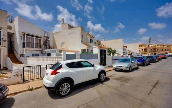 Bungalow de 2 chambres à Torrevieja - HRE150547 - Photo - 1