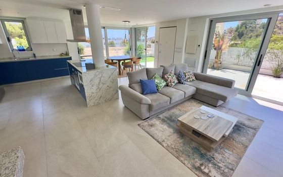 4 bedroom Villa in Finestrat - AG151016 - Photo - 5