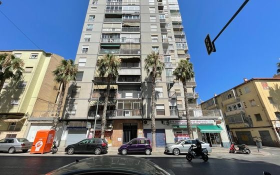 4 bedroom Apartment in Alicante - AG151026 - Photo - 1