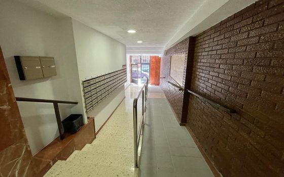 4 bedroom Apartment in Alicante - AG151026 - Photo - Small - 21