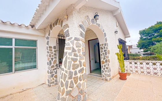 3 bedroom Villa in Los Balcones - AG151108 - Photo - 3