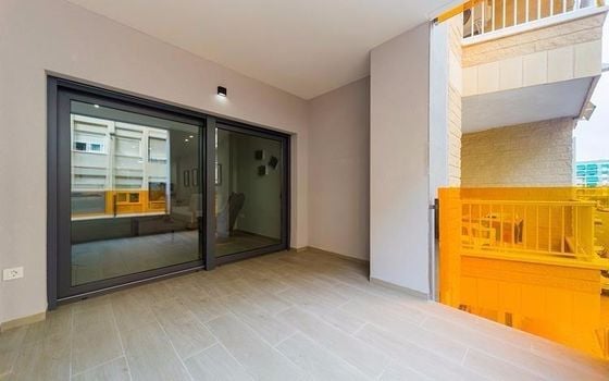 2 bedroom Apartment in Torrevieja - AG151150 - Photo - Small - 14