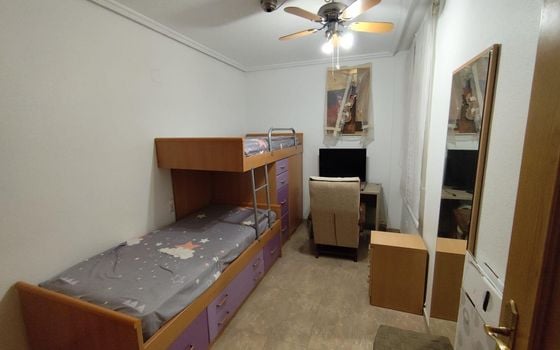 Apartamento de 4 habitaciones en Torrevieja - AG151190 - Foto - Small - 9