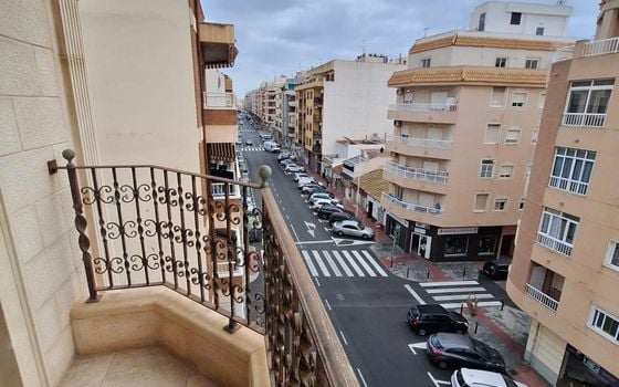 3 bedroom Apartment in Torrevieja - AG151198 - Photo - Small - 12
