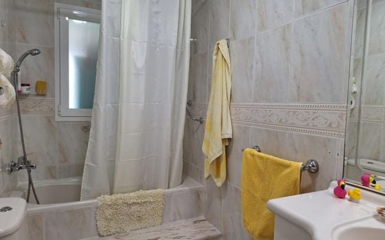 4 bedroom Apartment in Alicante - AG151211 - Photo - Small - 20