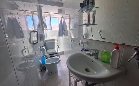 4 bedroom Apartment in Alicante - AG151211 - Photo - Small - 21