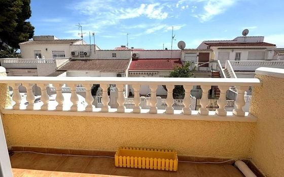 Adosado de 2 habitaciones en Torrevieja - AG151303 - Foto - Small - 18