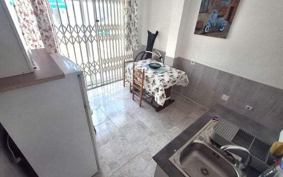 Adosado de 2 habitaciones en Torrevieja - AG151303 - Foto - 5