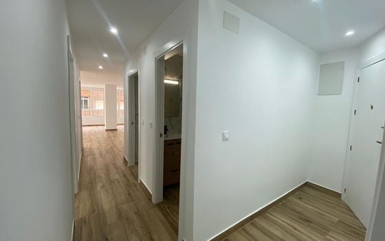 3 bedroom Apartment in Torrevieja - AG151354 - Photo - Small - 18