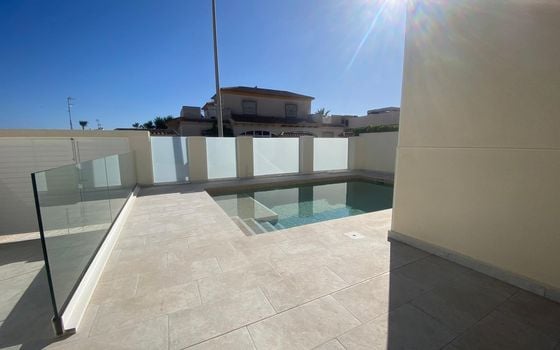 2 bedroom Villa in Torrevieja - AG151359 - Photo - 4