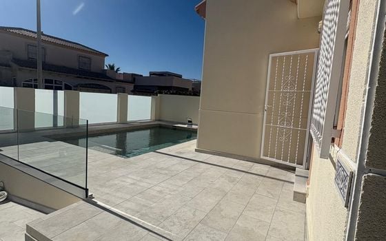 2 bedroom Villa in Torrevieja - AG151359 - Photo - Small - 13
