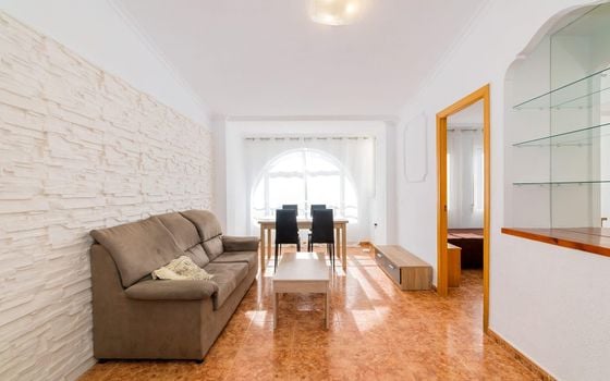 Appartement de 2 chambres à Torrevieja - AG151453 - Photo - Small - 6