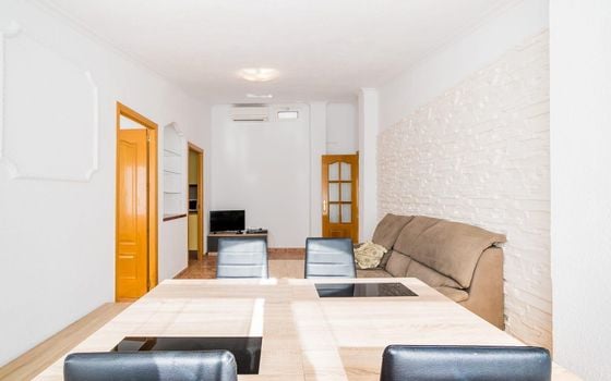 Appartement de 2 chambres à Torrevieja - AG151453 - Photo - Small - 8