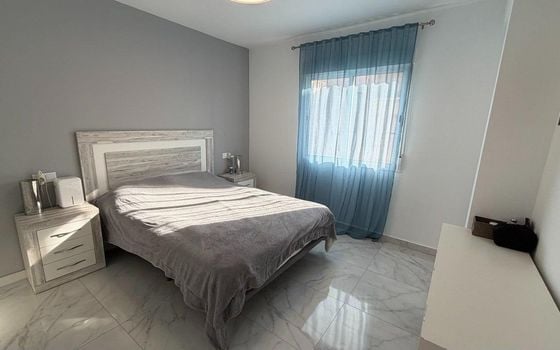 Apartamento de 3 habitaciones en Torrevieja - AG151567 - Foto - Small - 10