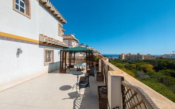 3 bedroom Villa in Torrevieja - AG151576 - Photo - 4