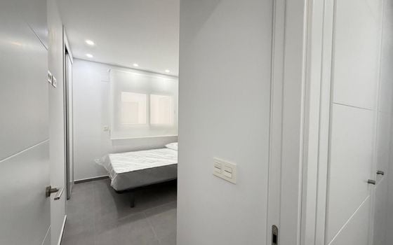 Apartamento de 3 habitaciones en Torrevieja - AG151591 - Foto - Small - 23