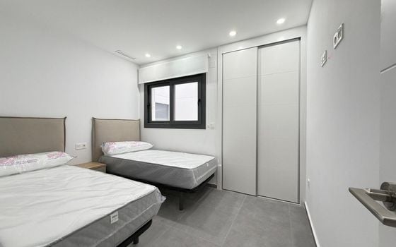 Apartamento de 3 habitaciones en Torrevieja - AG151591 - Foto - Small - 24