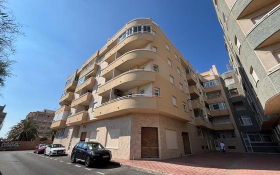 2 bedroom Apartment in Torrevieja - AG151594 - Photo - 1