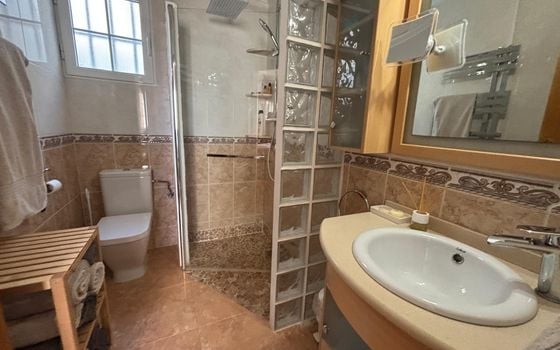 Appartement de 2 chambres à Torrevieja - AG151610 - Photo - Small - 17